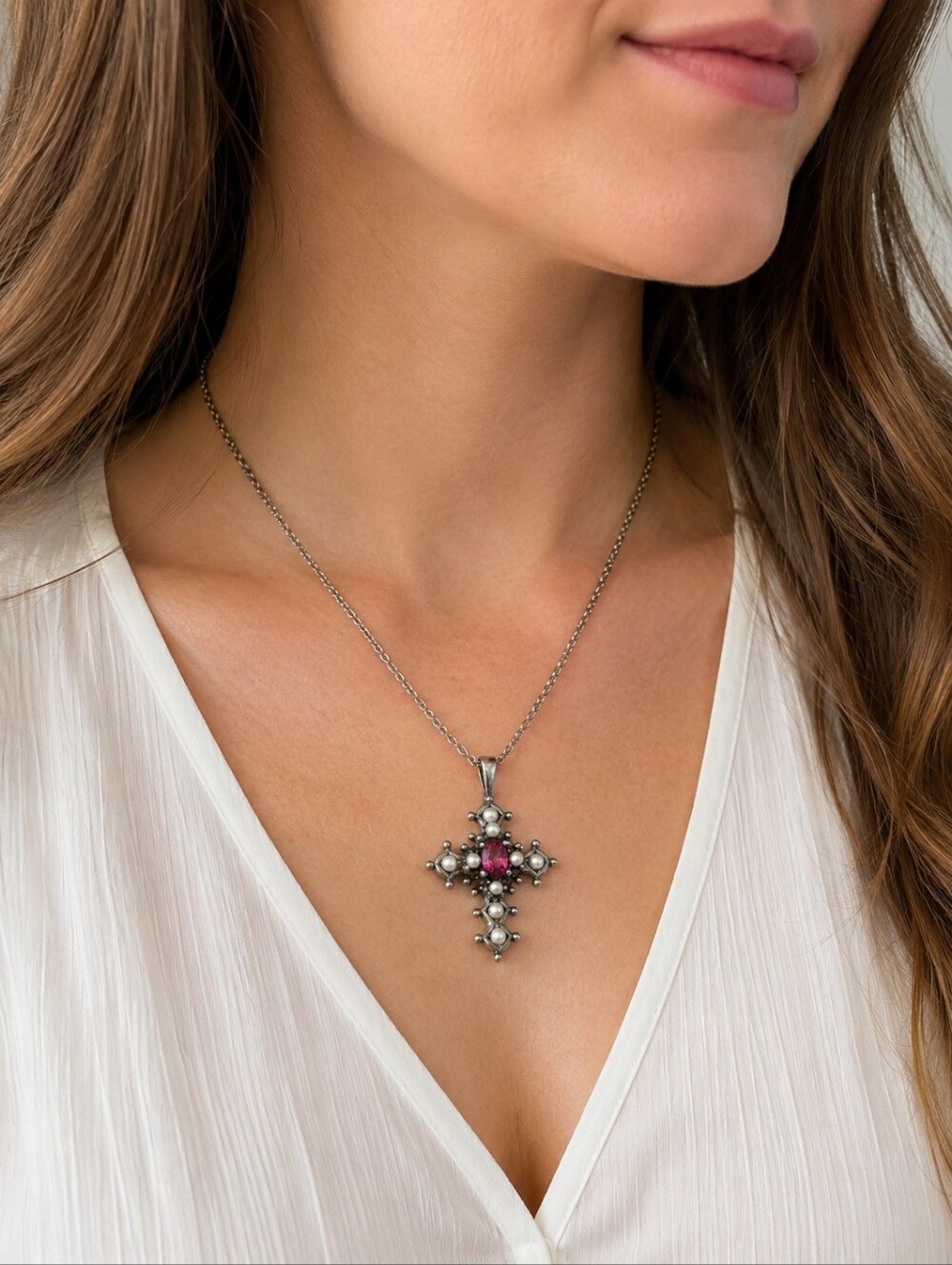 Vintage‎ Roman Signed Genuine Crystal Cross